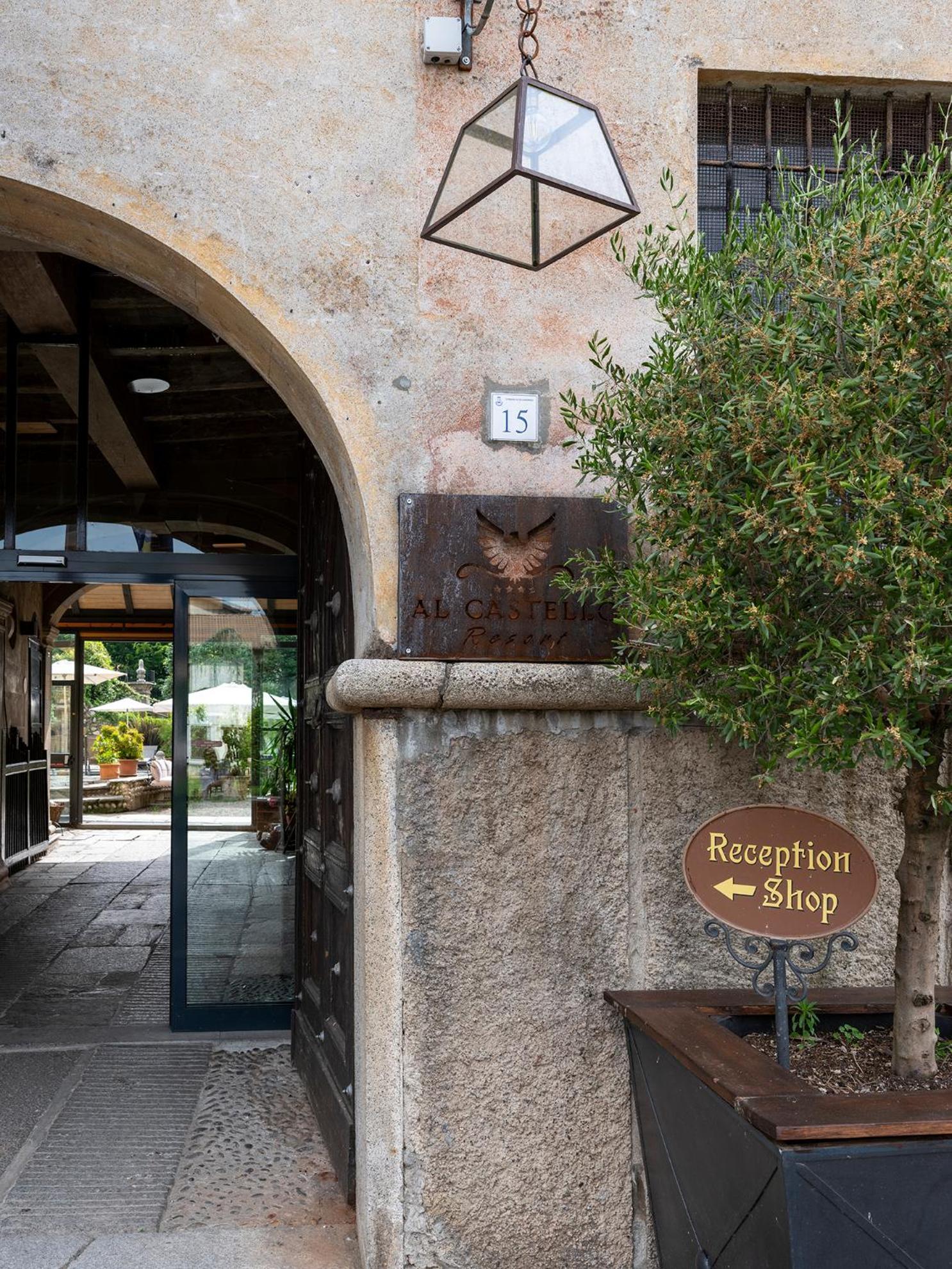 Al Castello Resort Sillavengo Luaran gambar