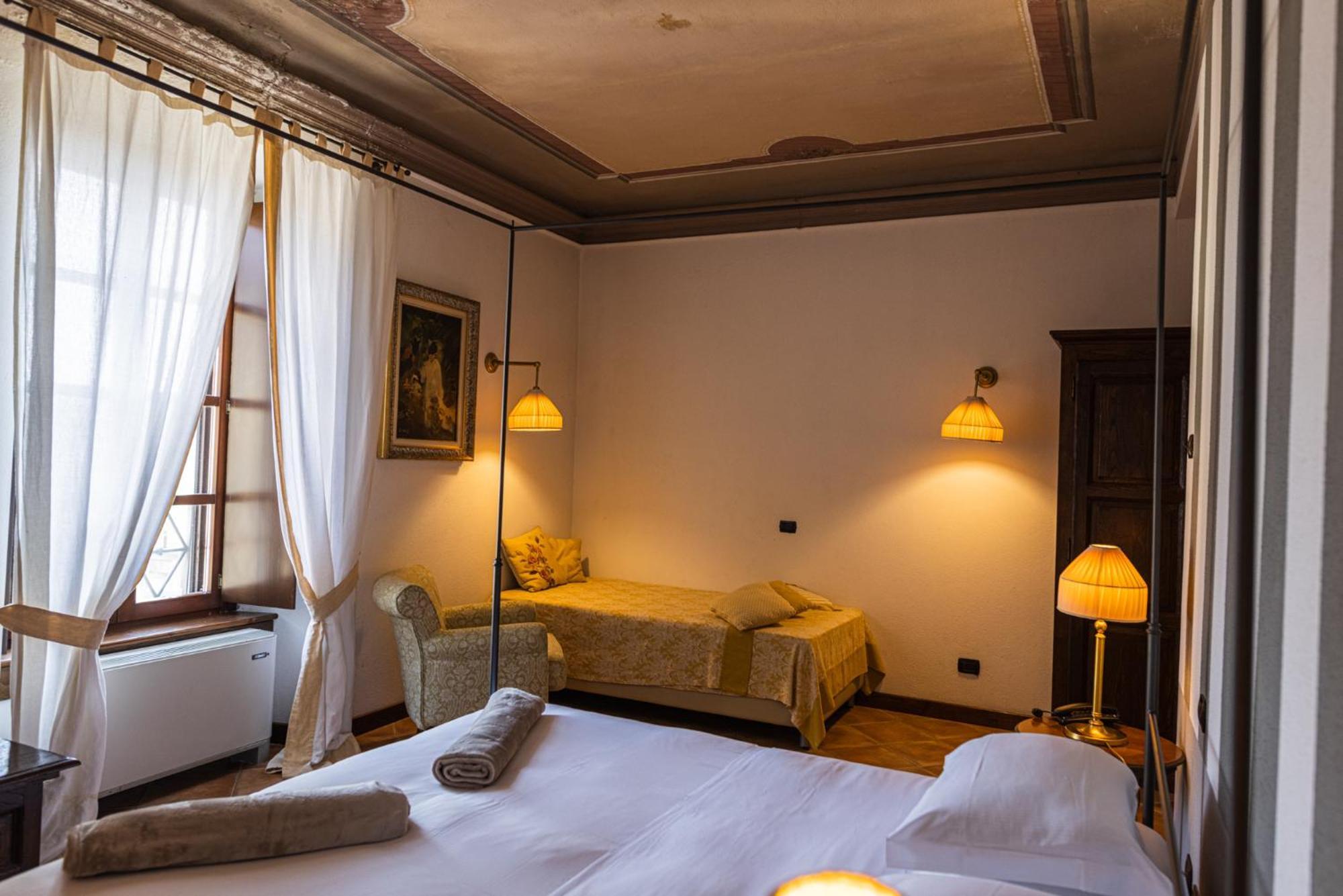 Al Castello Resort Sillavengo Luaran gambar