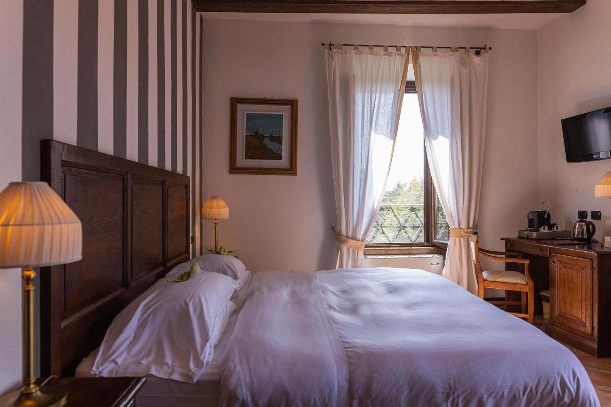 Al Castello Resort Sillavengo Luaran gambar